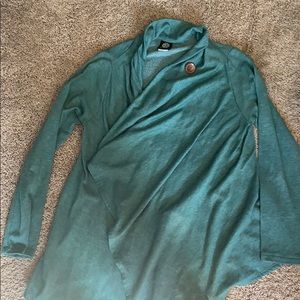 Green comfy cover sweater
